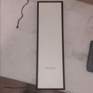Gucci box for headband